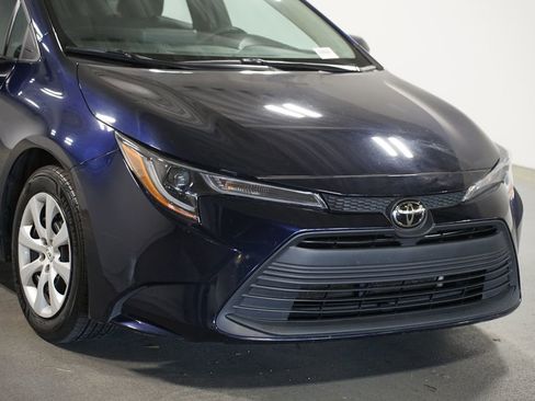 Certified 2024 Toyota Corolla LE FWD image 4