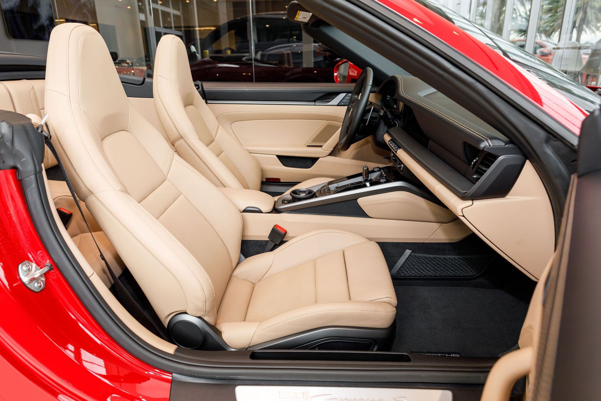 Used 2024 Porsche 911 Carrera S RWD image 37