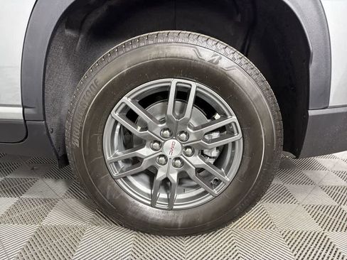 New 2026 GMC Acadia Elevation image 37