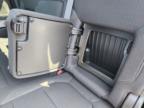 Used 2022 Chevrolet Silverado 1500 RST image 23