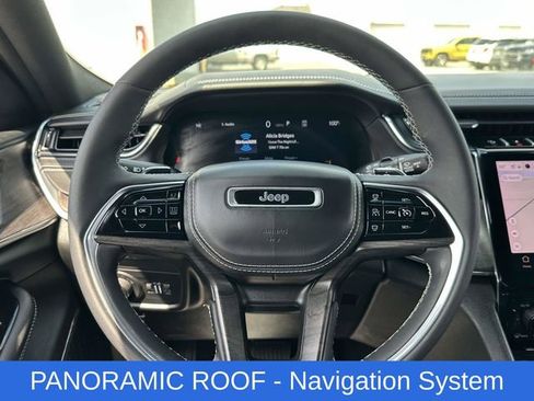 Used 2024 Jeep Grand Cherokee Overland w/ Luxury Tech Group IV AWD/4WD image 10