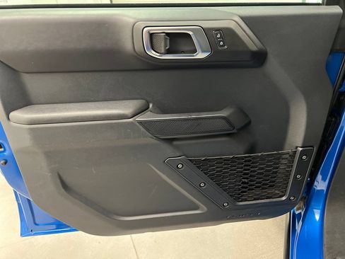 Used 2025 Ford Bronco Badlands AWD/4WD image 14