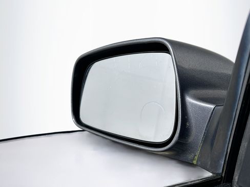 Used 2011 Toyota Camry SE image 16