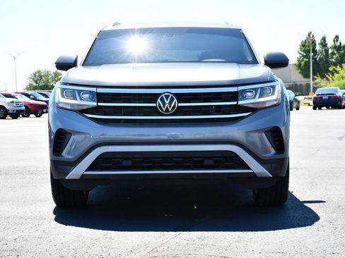 Used 2020 Volkswagen Atlas Cross Sport SE FWD image 2