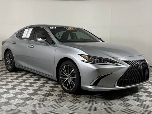 Used 2023 Lexus ES 350 w/ Premium Package FWD image 11