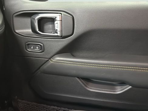 Used 2025 Jeep Wrangler Unlimited Rubicon 392 image 24