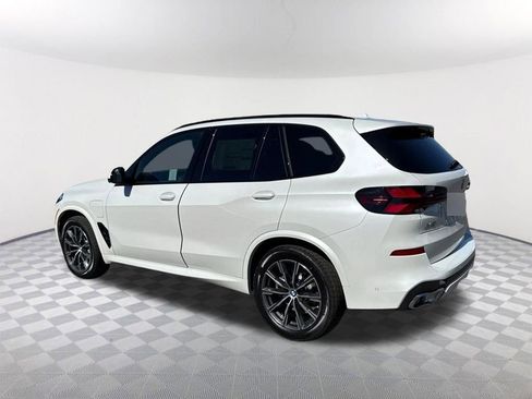 New 2026 BMW X5 xDrive50e w/ M Sport Package AWD/4WD image 7