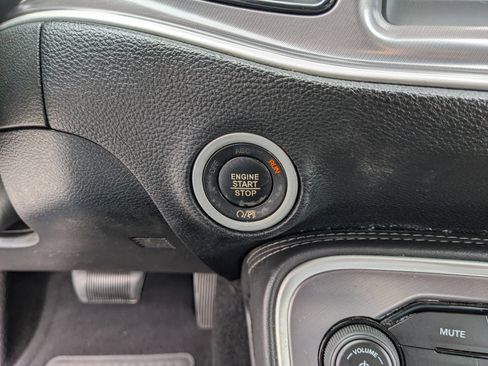 Used 2019 Dodge Challenger GT w/ Blacktop Package RWD image 27