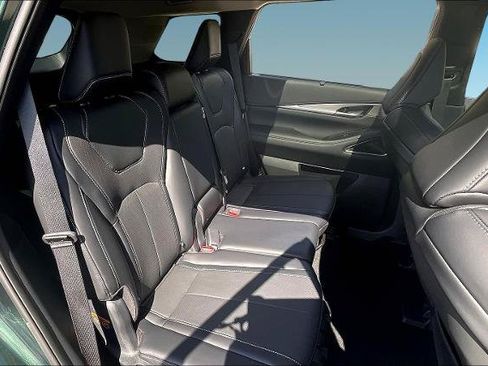 Certified 2026 INFINITI QX60 Luxe w/ Cargo Package AWD/4WD image 24