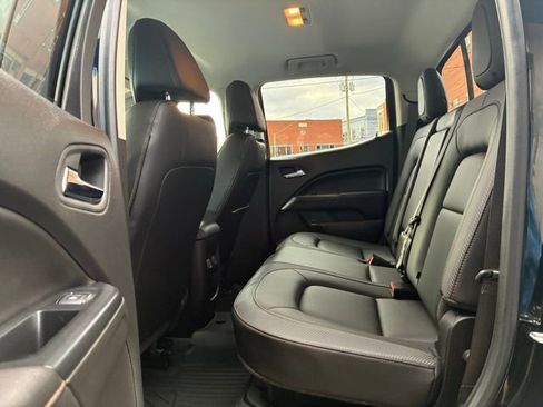 Used 2021 GMC Canyon AT4 image 17