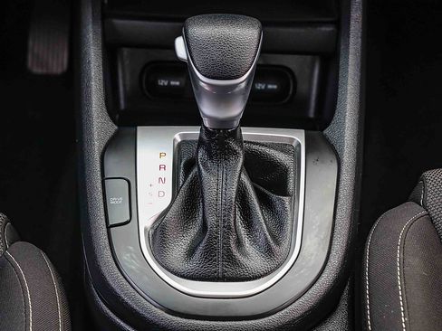 Certified 2023 Kia Forte LXS w/ LXS Technology Package FWD image 13