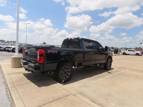 Used 2023 Ford F250 Lariat w/ Lariat Ultimate Package AWD/4WD image 11