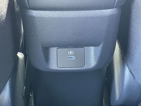 Used 2025 Nissan Versa SV w/ Trunk Package image 11