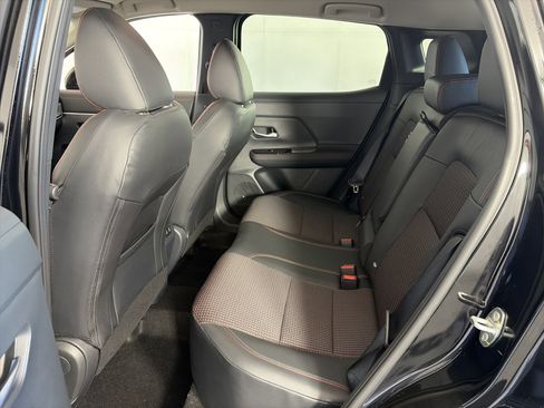 Used 2025 Nissan Kicks SR image 7