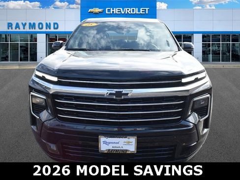 New 2025 Chevrolet Traverse High Country w/ LPO, Floor Liner Package image 8