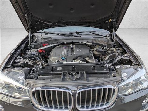 Used 2018 BMW X4 M40i image 26