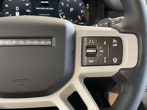 New 2026 Land Rover Defender 110 X-Dynamic SE AWD/4WD image 36