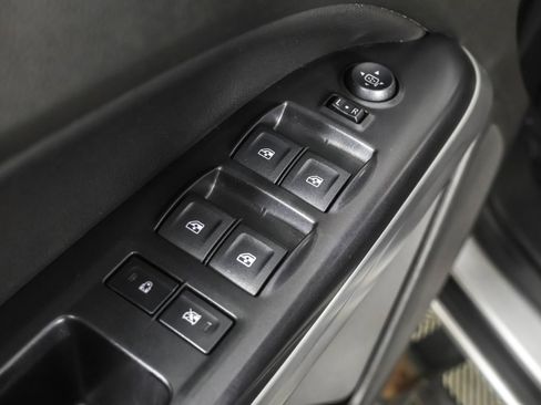 Used 2015 Chevrolet Colorado LT w/ LT Convenience Package AWD/4WD image 33
