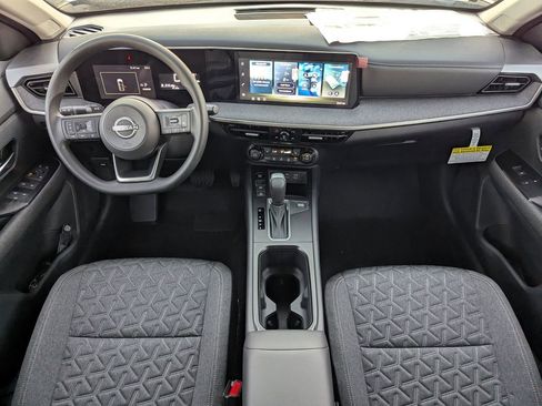 New 2026 Nissan Kicks SV FWD image 18