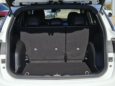 New 2026 Jeep Compass Latitude image 8