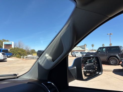 New 2026 RAM 1500 Laramie AWD/4WD image 35