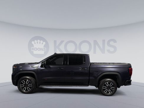 Used 2023 GMC Sierra 1500 AT4 w/ AT4 Premium Package AWD/4WD image 2