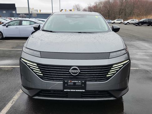 Certified 2025 Nissan Murano SV image 2