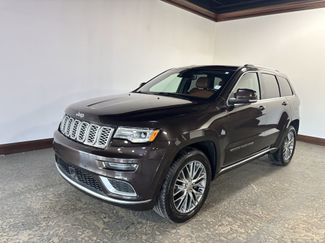 Used 2017 Jeep Grand Cherokee Summit w/ Platinum Series Group image 1