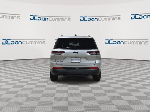 Used 2021 Jeep Grand Cherokee L Laredo AWD/4WD image 7