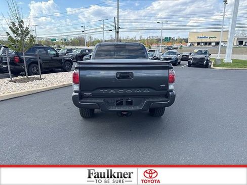 Certified 2022 Toyota Tacoma TRD Off-Road w/ TRD Premium Off Road Package image 6