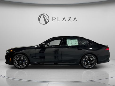 New 2026 BMW 540i xDrive w/ M Sport Package image 2