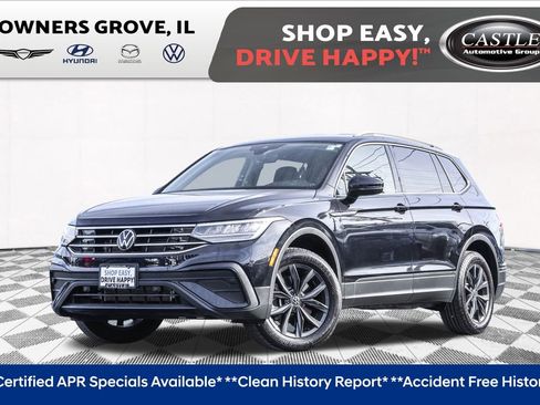 Certified 2024 Volkswagen Tiguan SE image 1