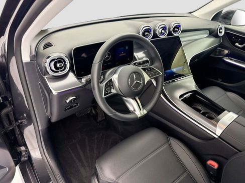 Certified 2026 Mercedes-Benz GLC 300 image 9