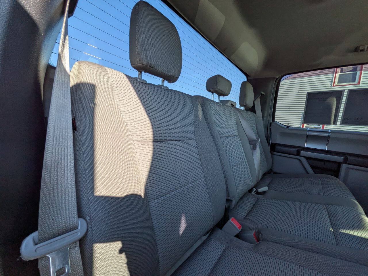Used 2019 Ford F250 XLT w/ XLT Premium Package AWD/4WD image 27