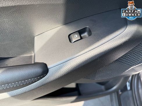 Used 2024 Kia Seltos EX image 32