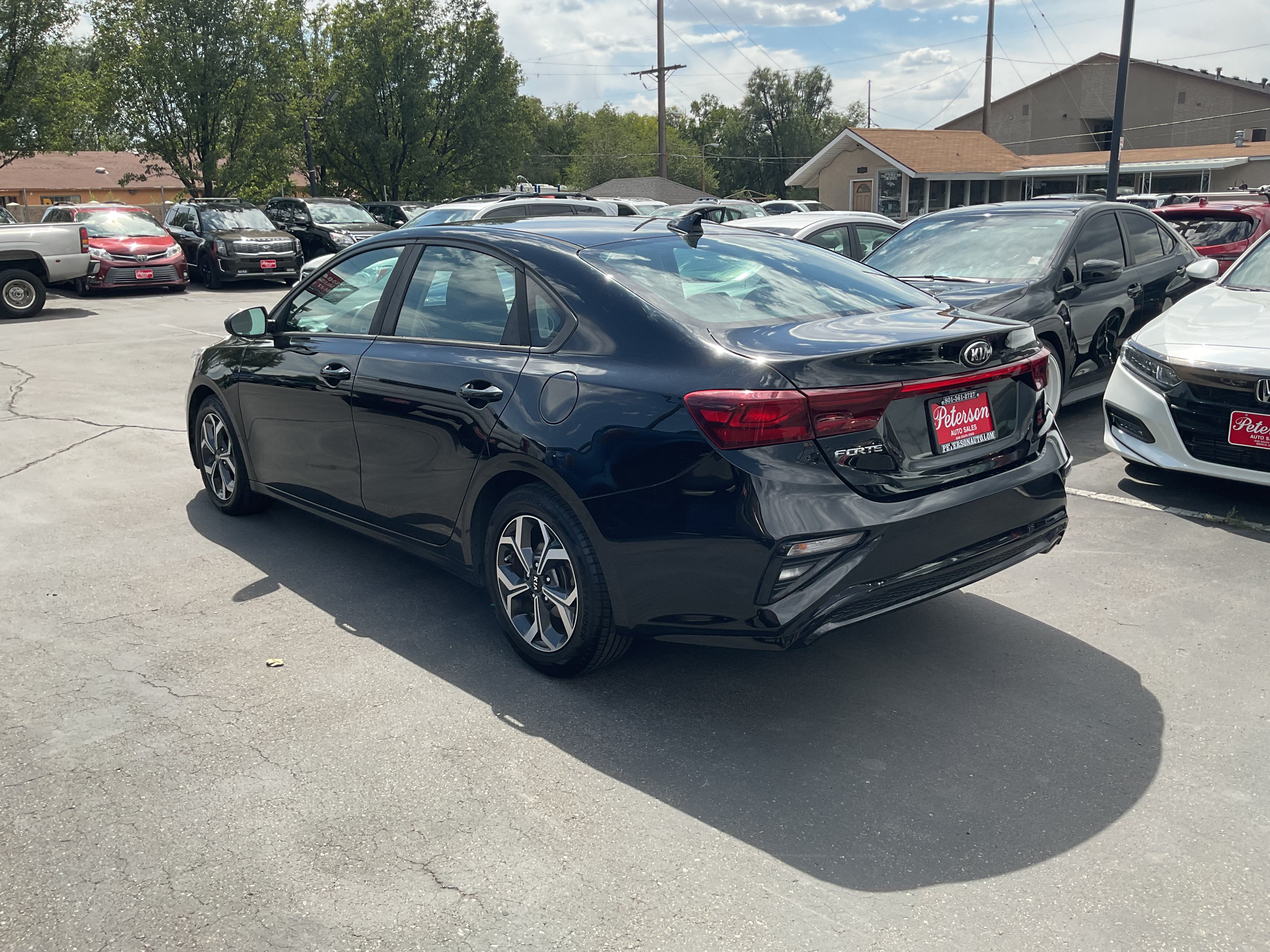 Used 2020 Kia Forte LXS FWD image 7