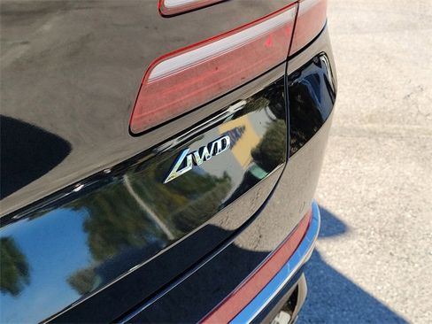 Used 2022 Genesis GV80 2.5T w/ Advanced Package 02 image 8