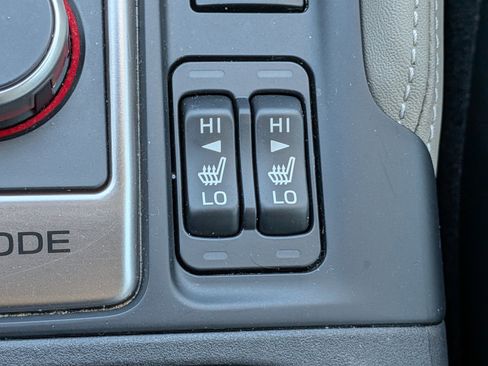 Used 2020 Subaru Forester Limited image 23