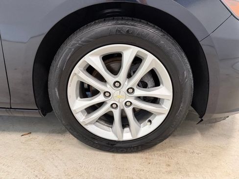 Used 2016 Chevrolet Malibu LT FWD image 33