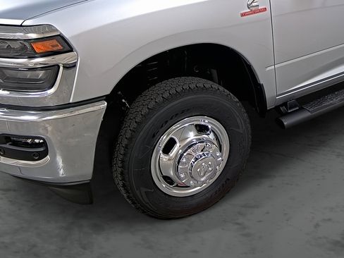 New 2026 RAM 3500 Tradesman AWD/4WD image 7