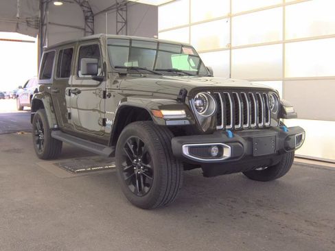 Used 2023 Jeep Wrangler Unlimited Sahara w/ Cold Weather Group AWD/4WD image 3