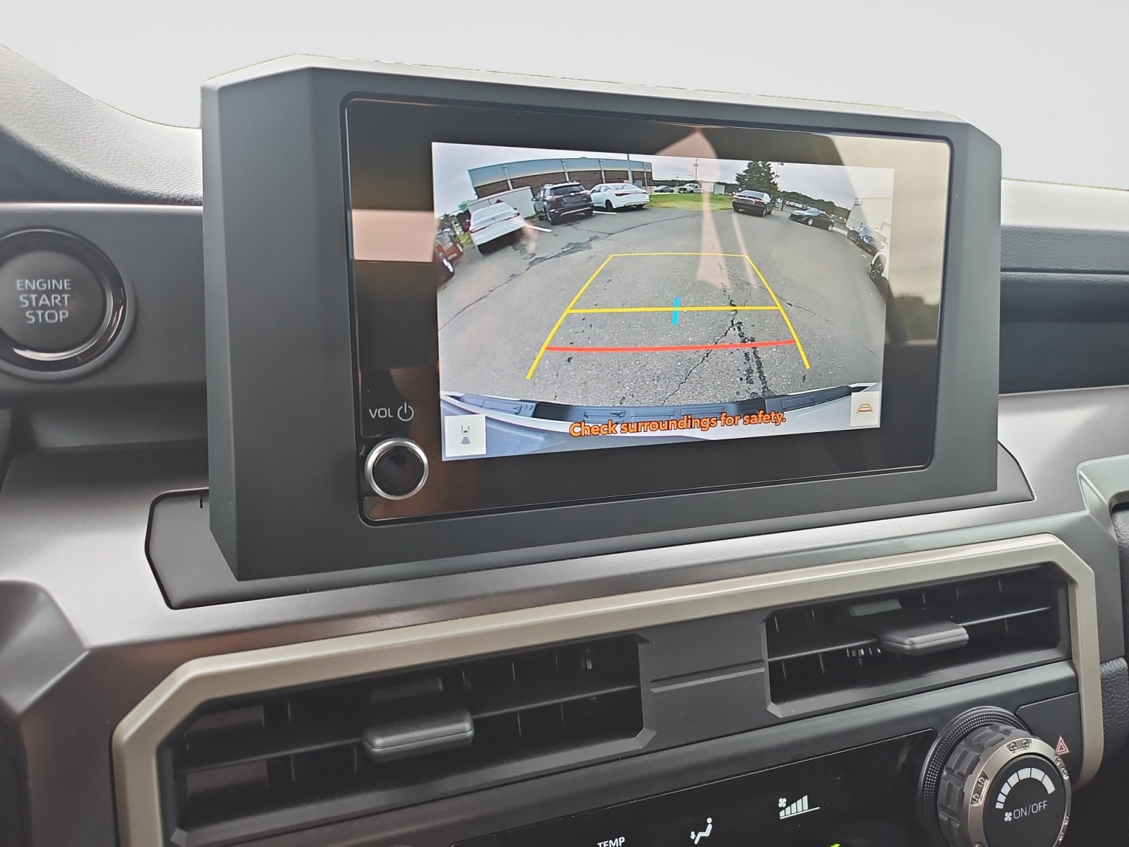 Used 2025 Toyota Tacoma SR5 RWD image 28