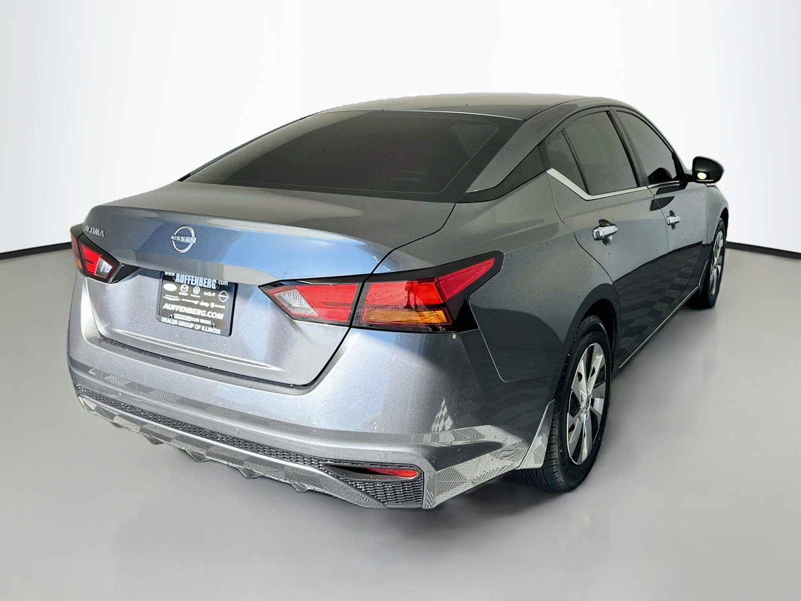 Used 2023 Nissan Altima 2.5 S FWD image 7