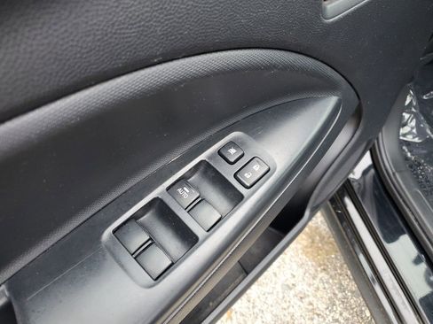 Used 2024 Mitsubishi Mirage ES FWD image 15