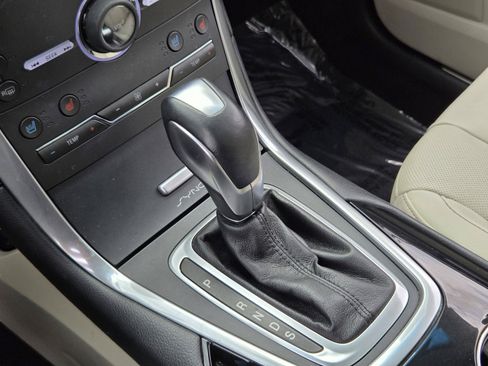 Used 2015 Ford Edge Titanium w/ Equipment Group 301A FWD image 22