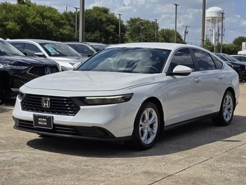Used 2023 Honda Accord LX image 4