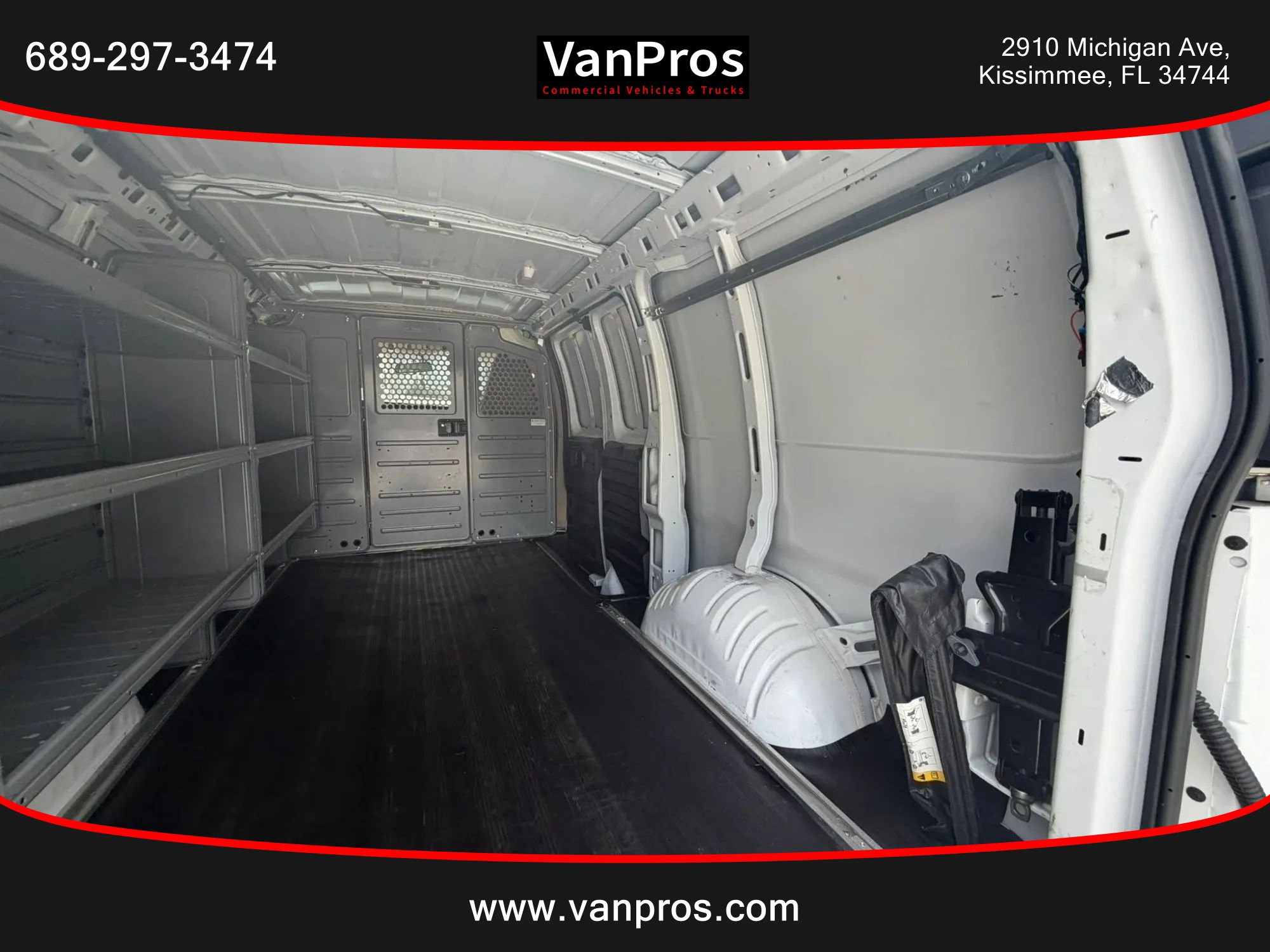 Used 2022 Chevrolet Express 2500 w/ Driver Convenience Package RWD image 14