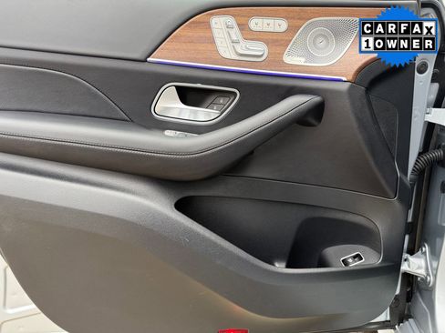 Certified 2025 Mercedes-Benz GLS 450 4MATIC image 3