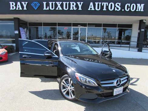 Used 2015 Mercedes-Benz C 300 4MATIC Sedan image 35