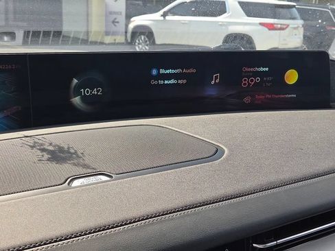 Used 2025 Lincoln Navigator Reserve AWD/4WD image 22
